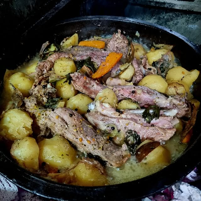 Jagnjetina Ispod Sača